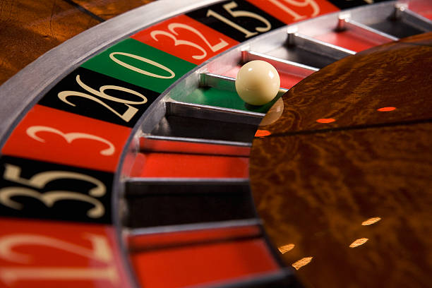 Live Bandar Ceme dealer table with card display on link ohtogel